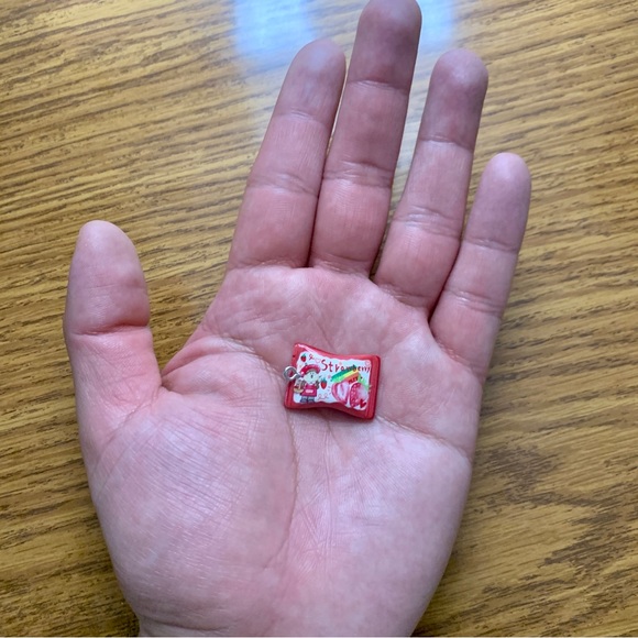 Strawberry Packet Charm Pendant - Picture 6 of 8